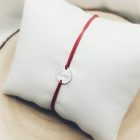 Signiture Cord madzag karkötő kézzel gravírozott ezüst medállal